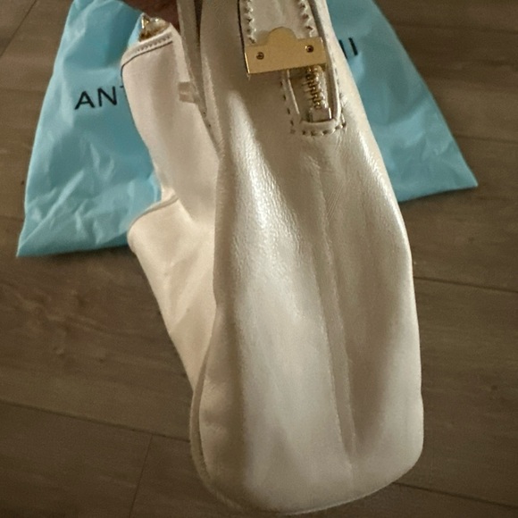 NEW‎ Antonio Melani Ivory Leather Double Handle Shoulder Satchel Handbag 14x10 - Picture 8 of 13